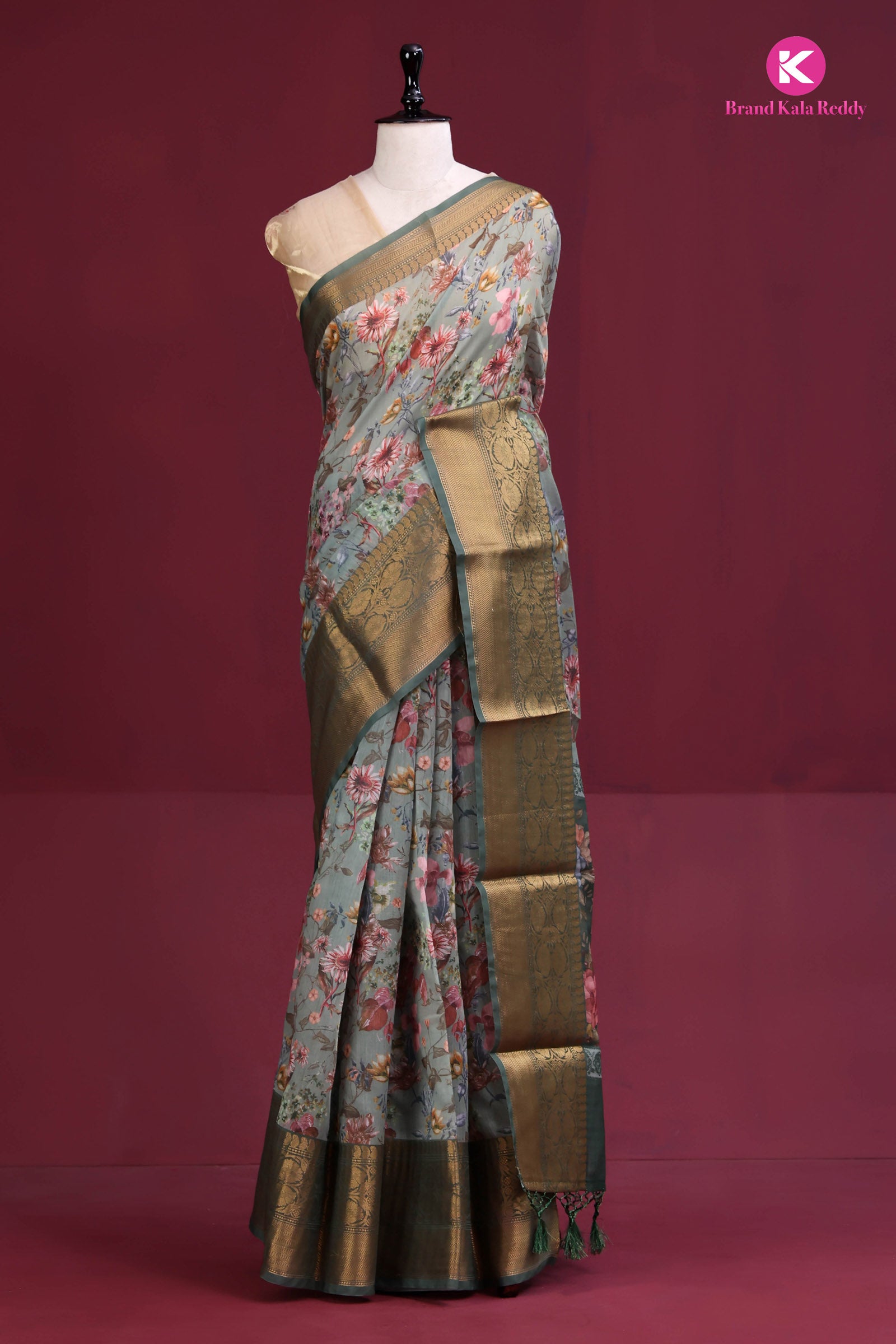 Vintage Bloom Printed Silk Saree with Zari Elegance