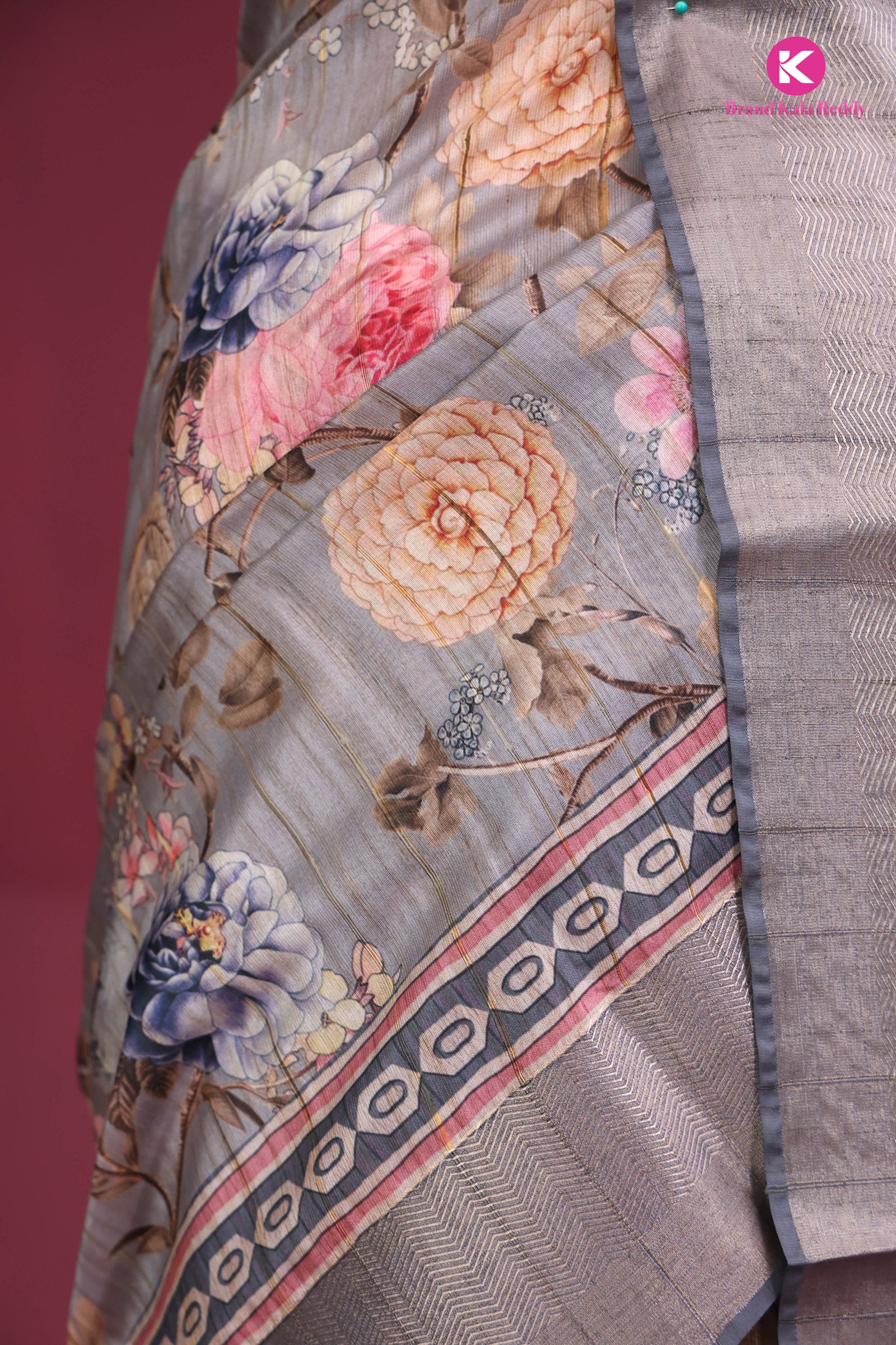 Floral Fantasy: Contemporary Printed Silk Saree