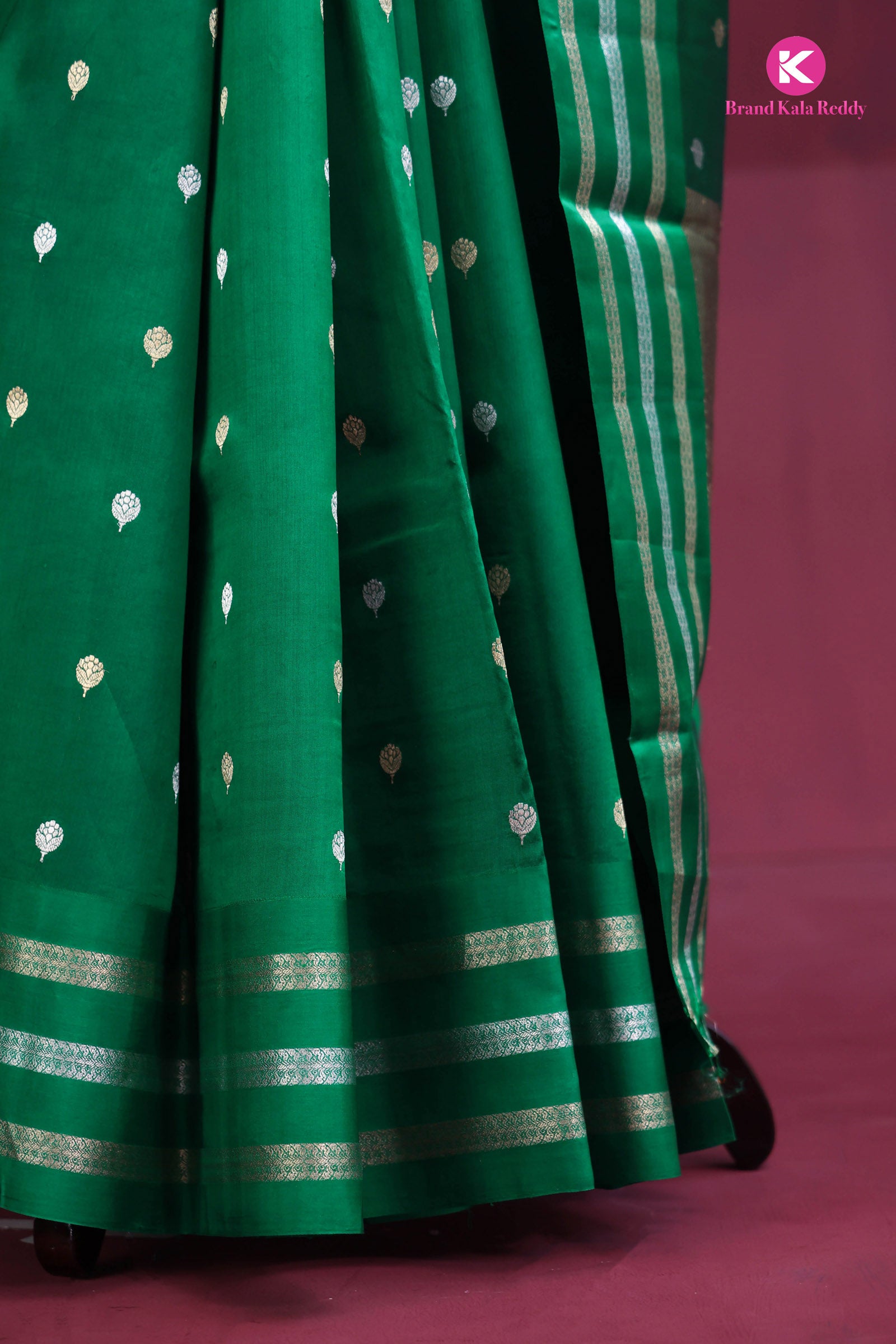 Royal Greens: Chiniya Banarasi Silk Saree with Woven Butti