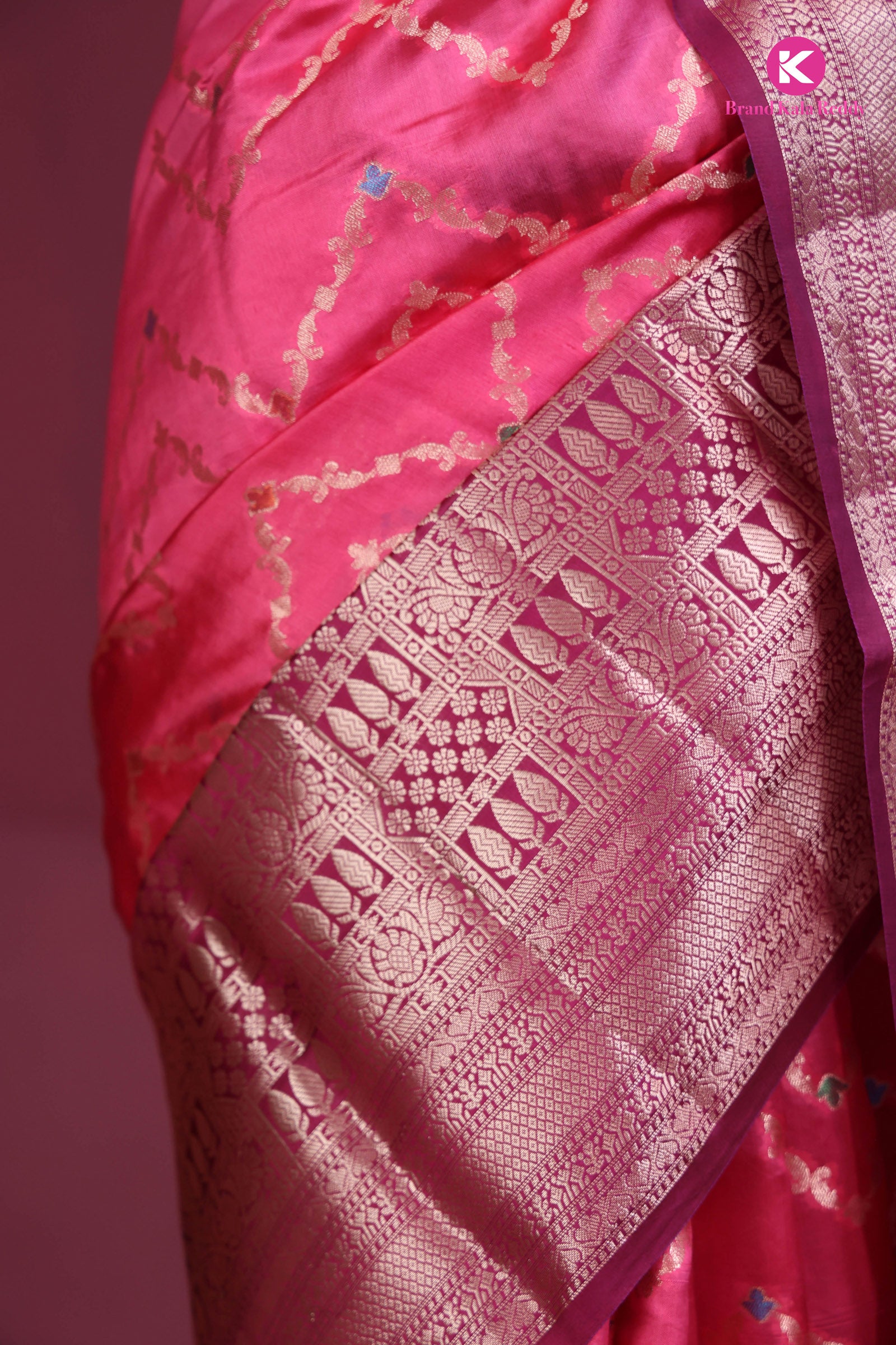 pink zig zag saree