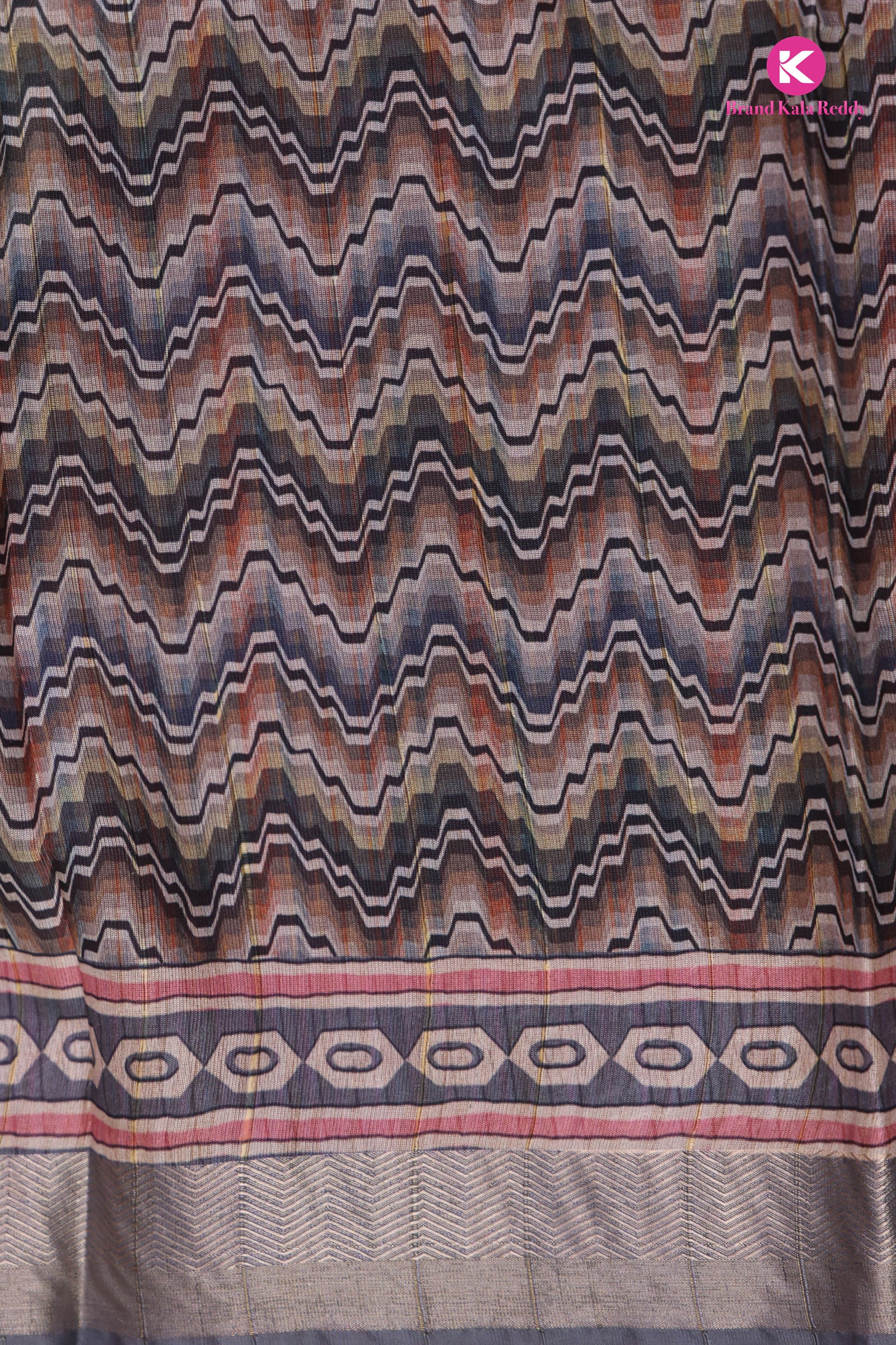 Floral Fantasy: Contemporary Printed Silk Saree