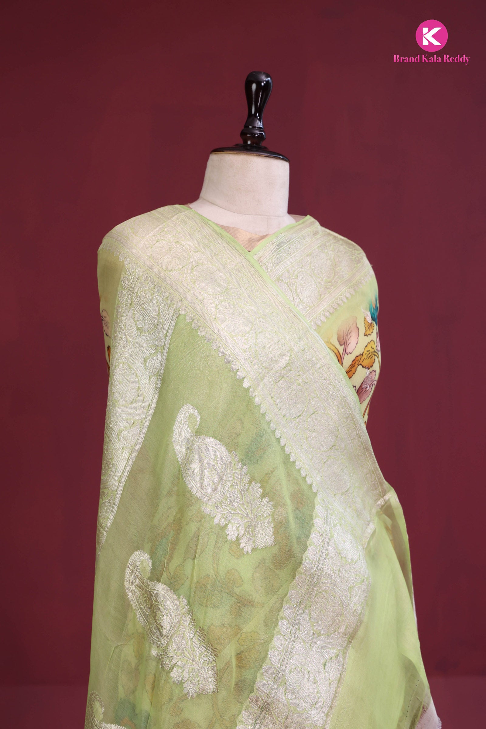 Pastel Dream: Artistic Floral Georgette Silk Saree